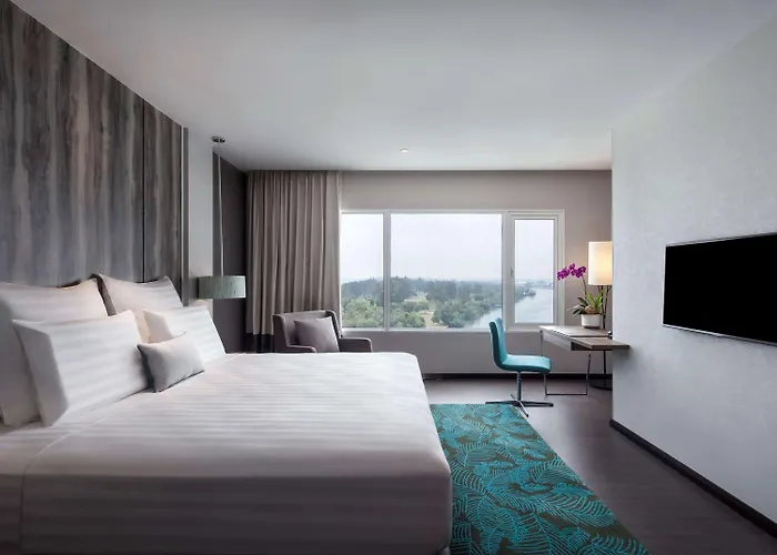 Pullman Miri Waterfront