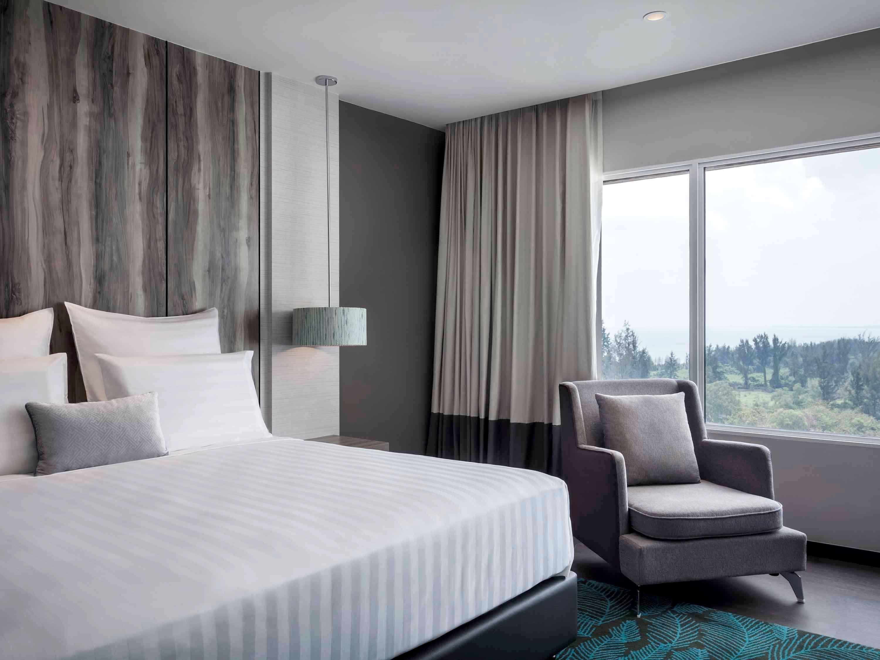 Hotel Pullman Waterfront