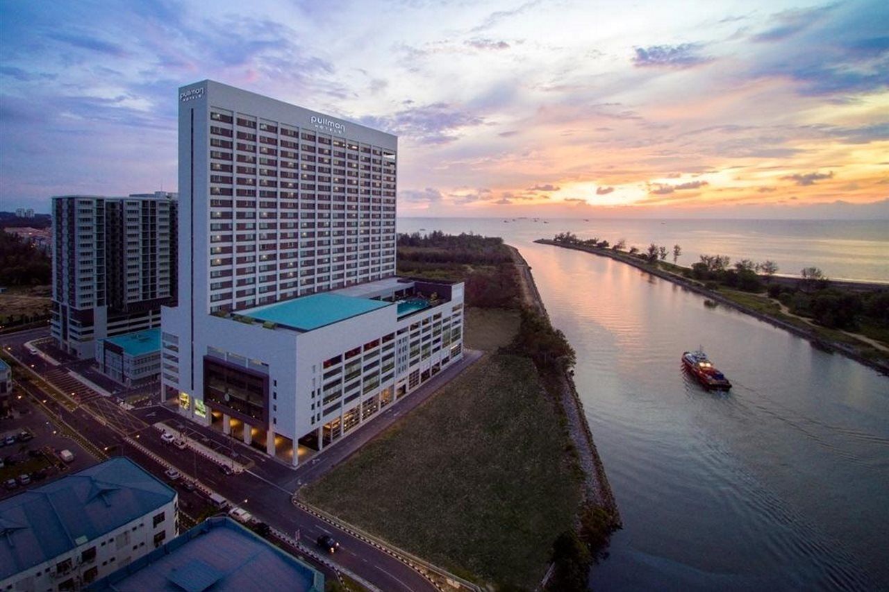 Pullman Waterfront Hotel Miri